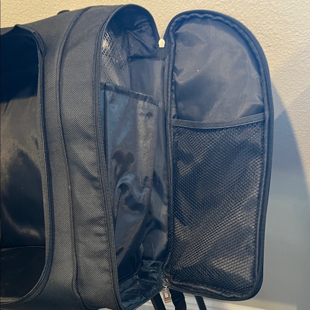 Bio Ionic Black Hair Stylist travel Backpack - Picture 4 of 5